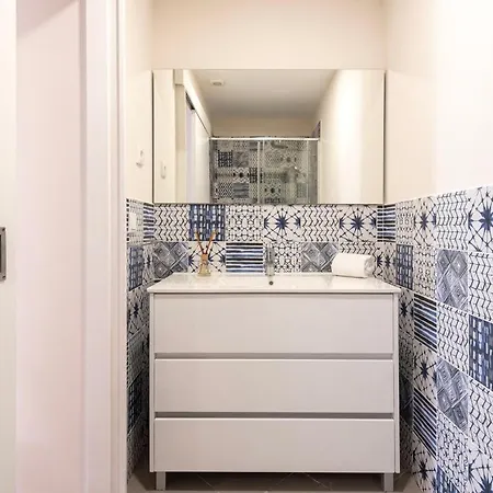 Hideaway With Sunny Terrace By Lisbeyond Порту