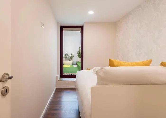 Hideaway With Sunny Terrace By Lisbeyond *